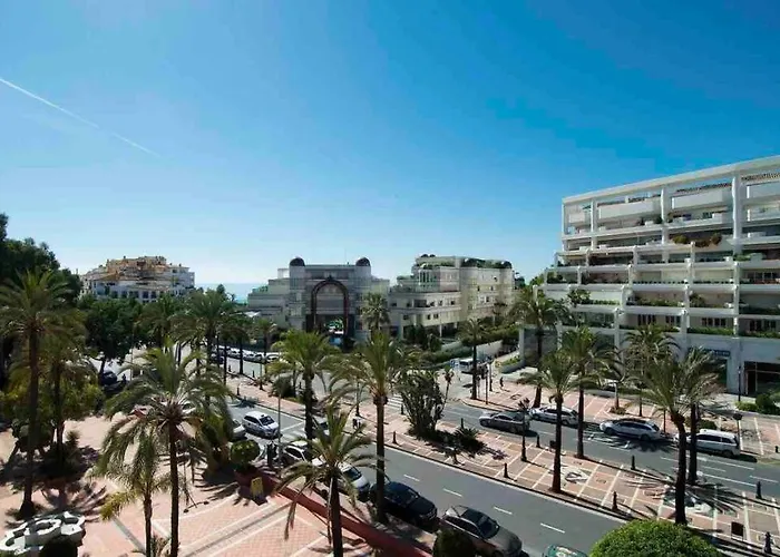 Puerto Banus, 2 Rooms, Pool And Private Parking.