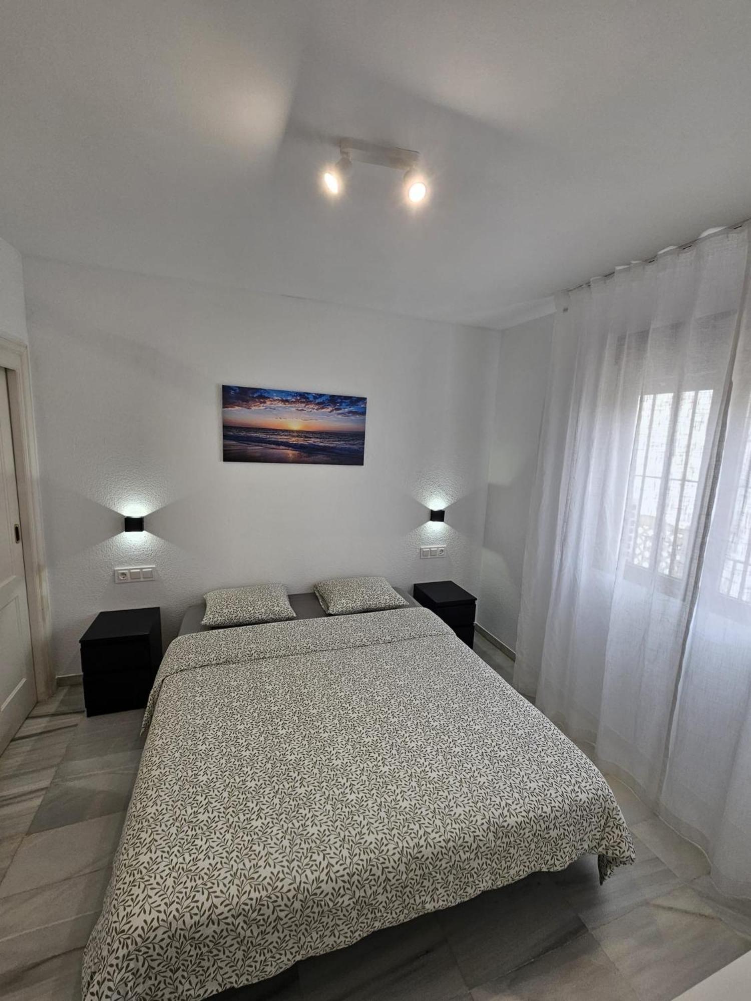 Puerto Banus, 2 Rooms, Pool And Private Parking. *